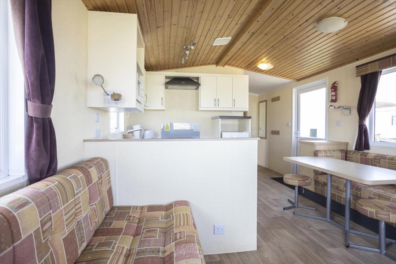 Barmouth Bay Holiday Park Llanddwywe Екстериор снимка