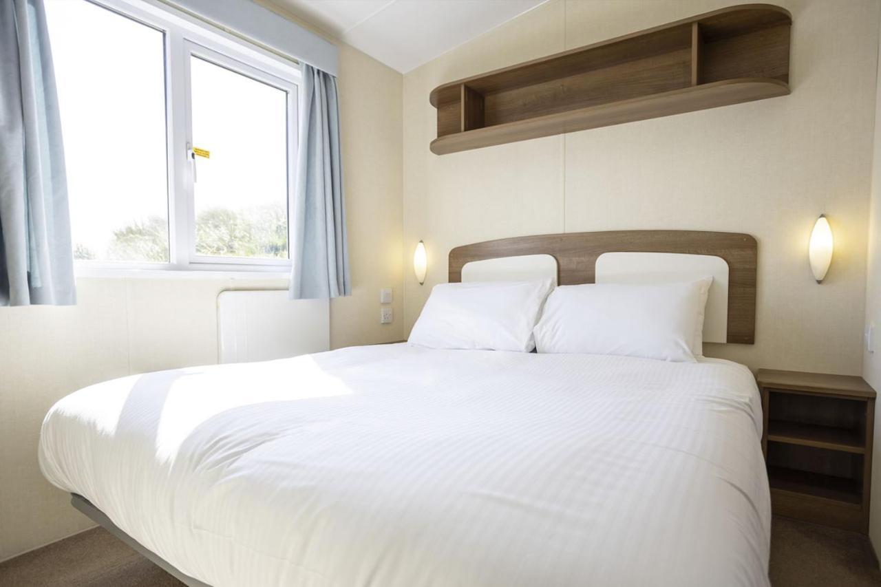 Barmouth Bay Holiday Park Llanddwywe Екстериор снимка