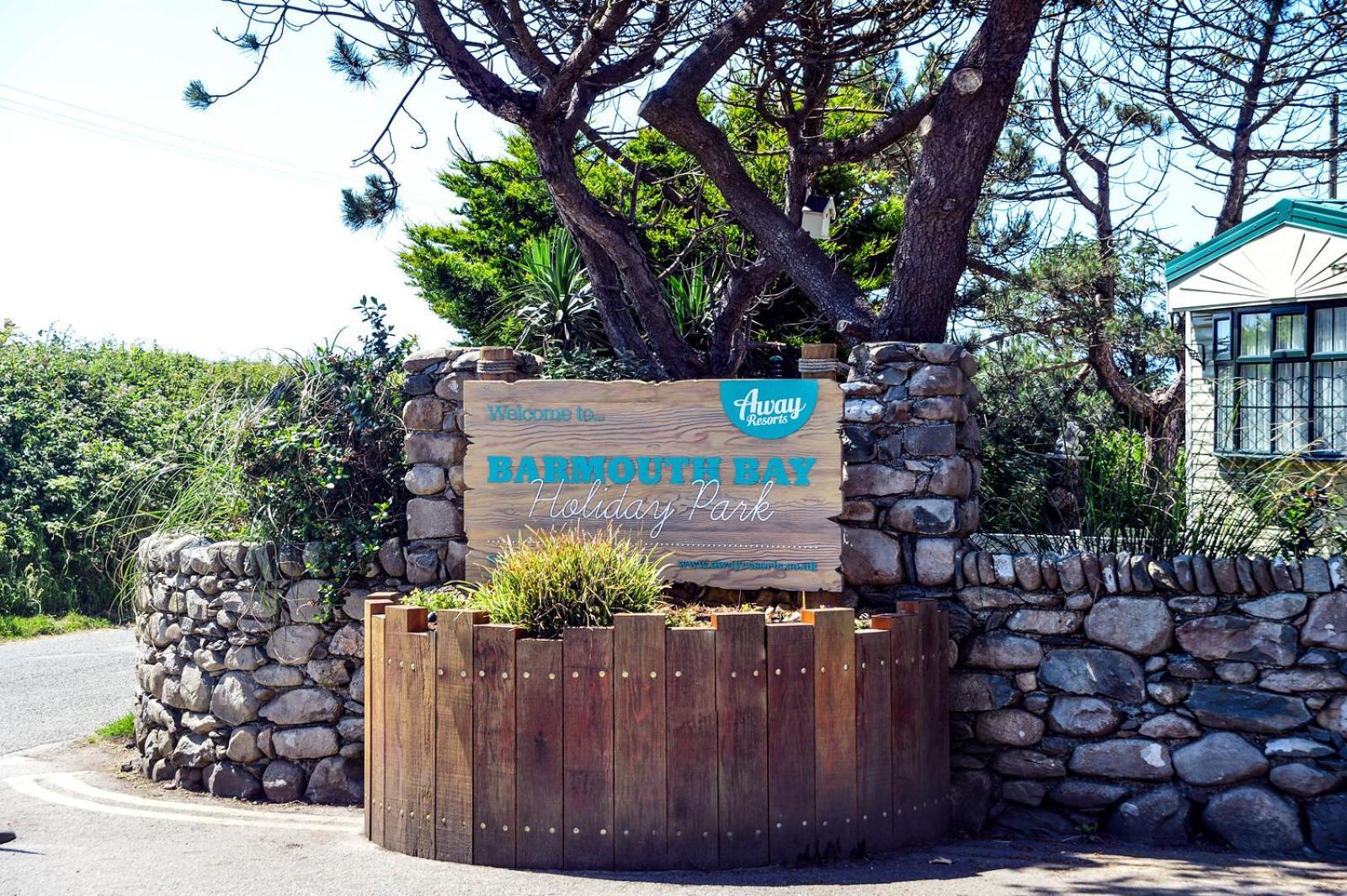 Barmouth Bay Holiday Park Llanddwywe Екстериор снимка