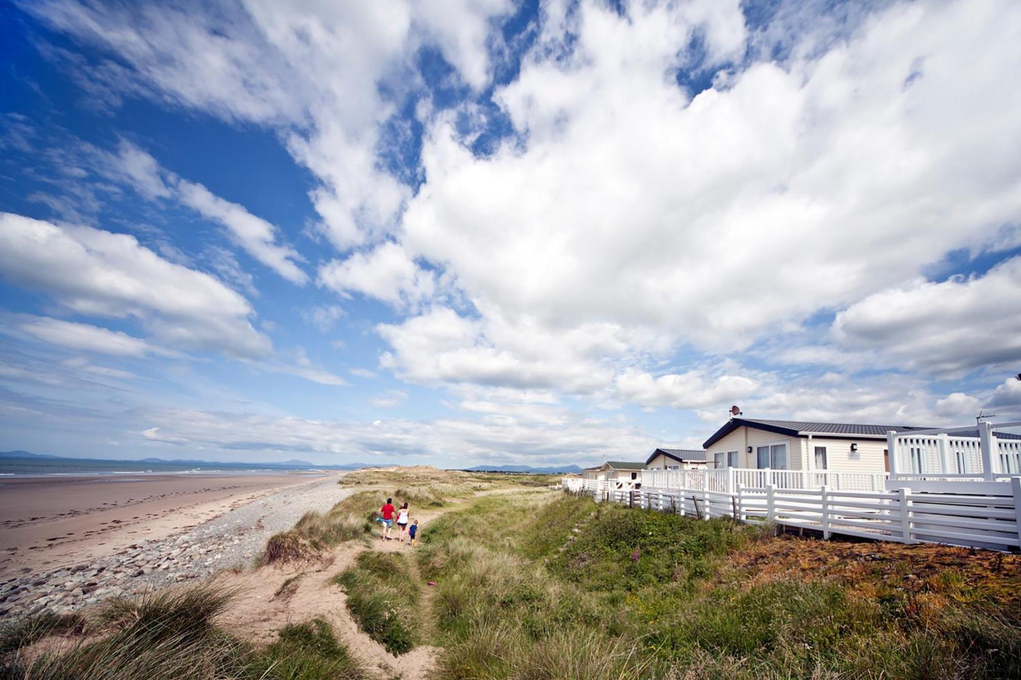 Barmouth Bay Holiday Park Llanddwywe Екстериор снимка