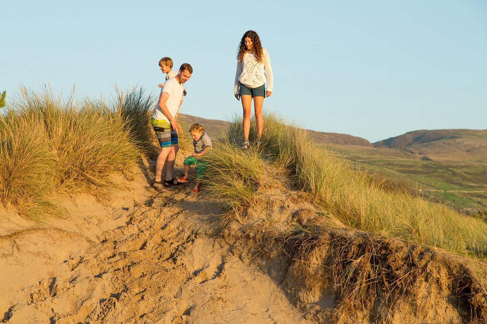 Barmouth Bay Holiday Park Llanddwywe Екстериор снимка