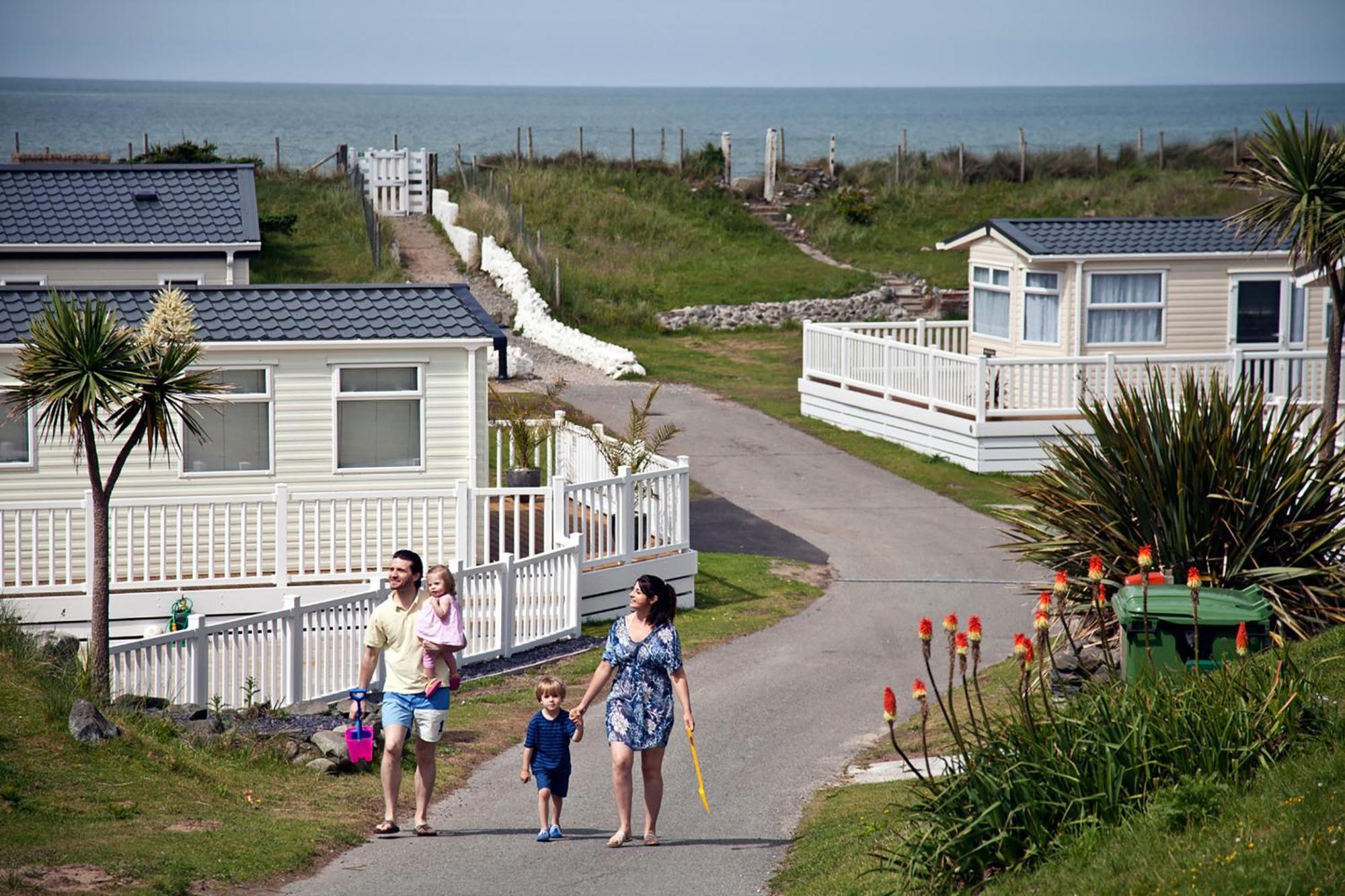 Barmouth Bay Holiday Park Llanddwywe Екстериор снимка