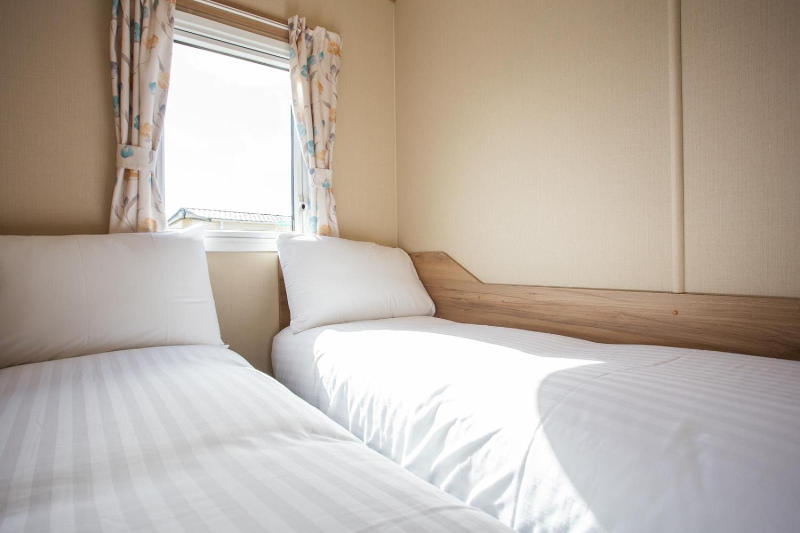 Barmouth Bay Holiday Park Llanddwywe Стая снимка